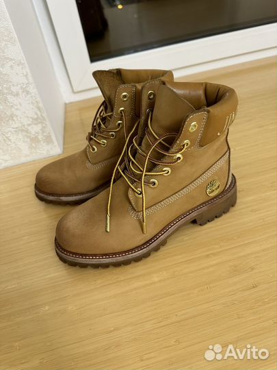 Коллаборация Jimmy Choo и Timberland