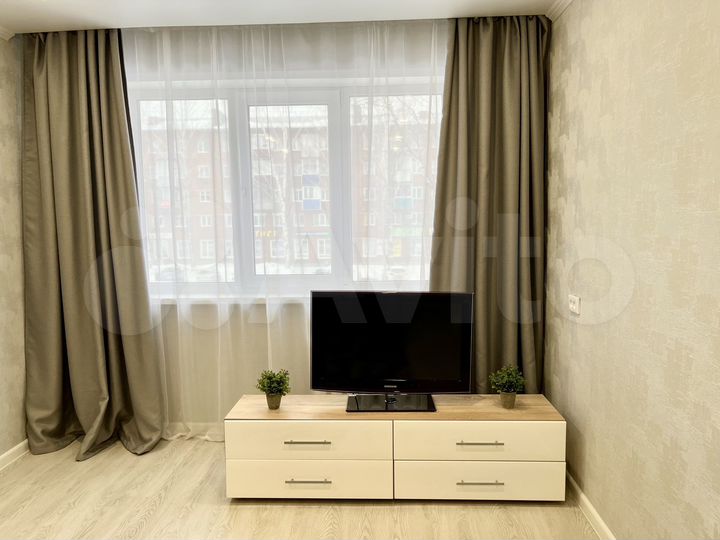 2-к. квартира, 43 м², 2/5 эт.