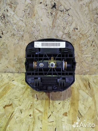 Подушка безопасности в руль Citroen C4