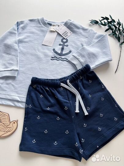 Костюм на мальчика H&M 92р