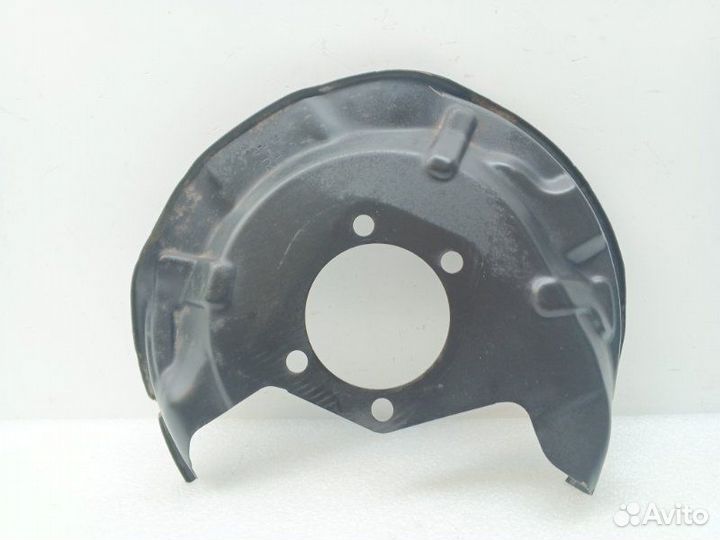 Пыльник тормозного диска задний правый Nissan