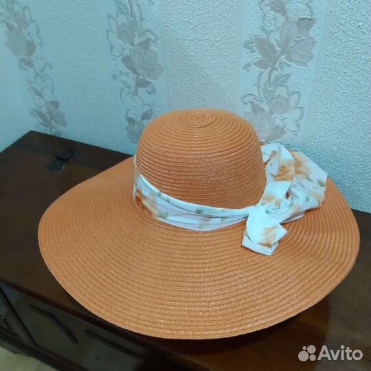 Шляпы пляжные новые продаются