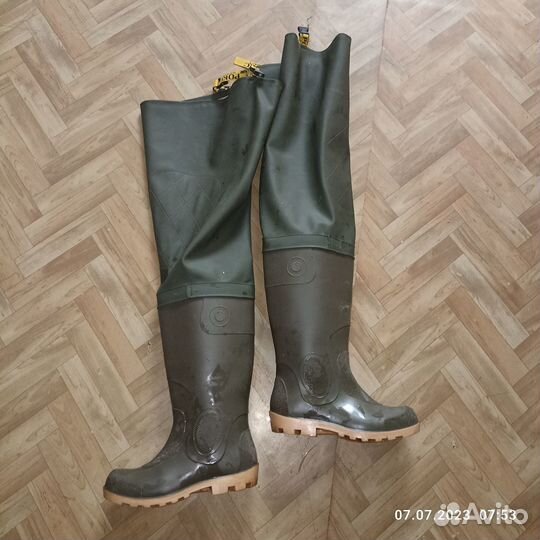 Сапоги рыбацкие болотники 39 р