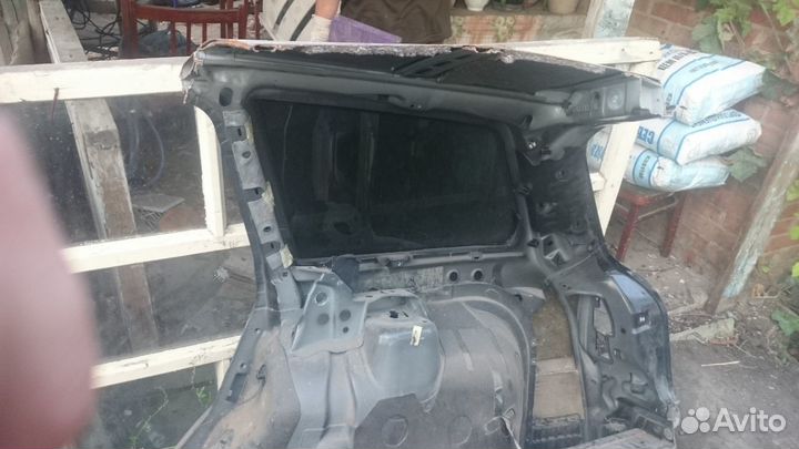Крыло Audi A4