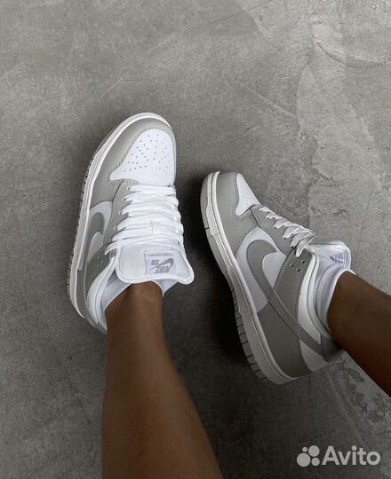 Кроссовки женские Nike Dunk Low