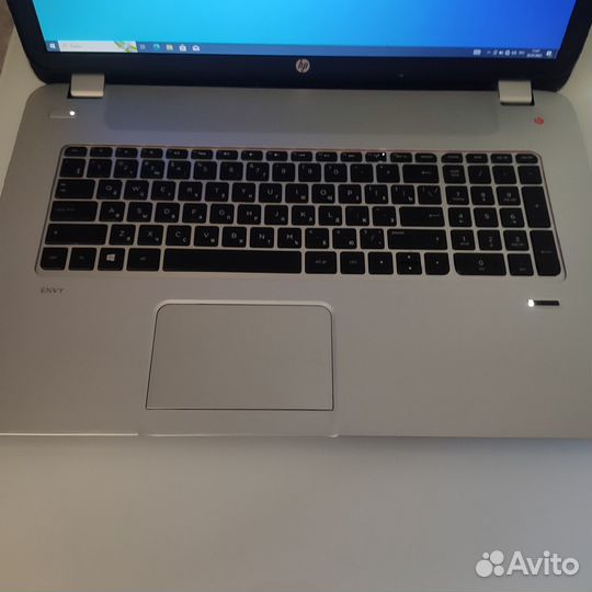 Ноутбук HP envy 17, i5, 6Гб, HDD 750гб