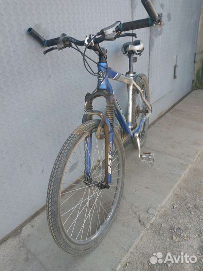 Велосипед stels navigator 930