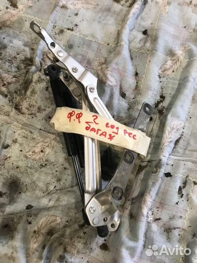 Петле багажника Ford Focus 2