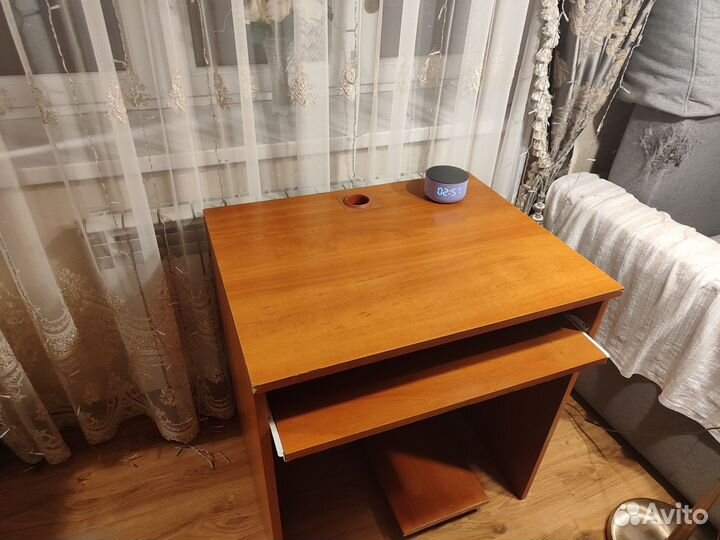 Стол компьютерный б/у