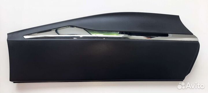 Накладка задней правой двери рено каптур