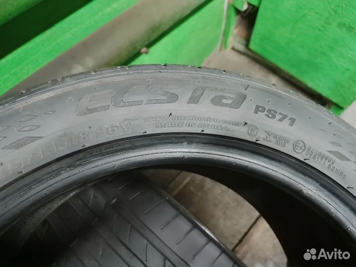 Kumho Ecsta PS71 245/45 R18 96Y