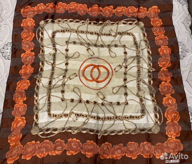 Шелковый женский платок