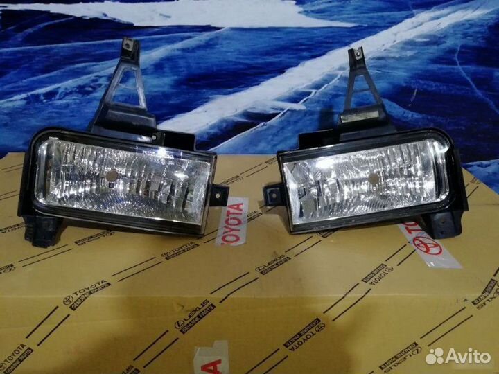 Противотуманка Toyota Land Cruiser 200