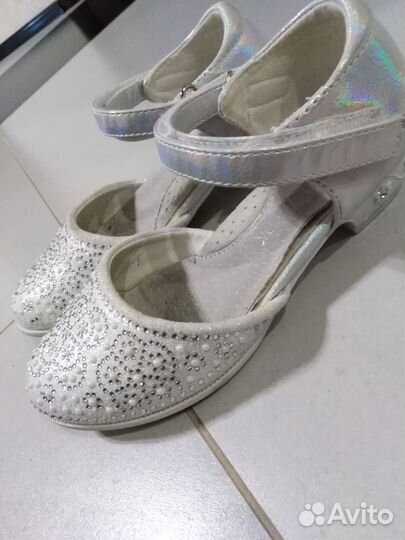 Туфли для девочки