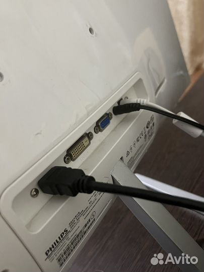 Монитор Philips 