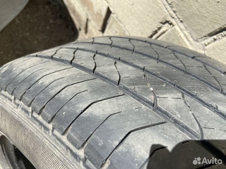 Dunlop SP Sport 270 235/55 R19