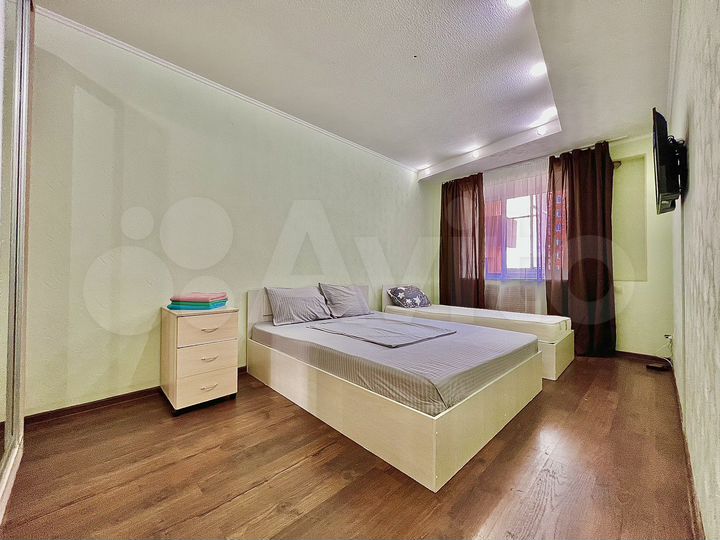 2-к. квартира, 70 м², 6/17 эт.