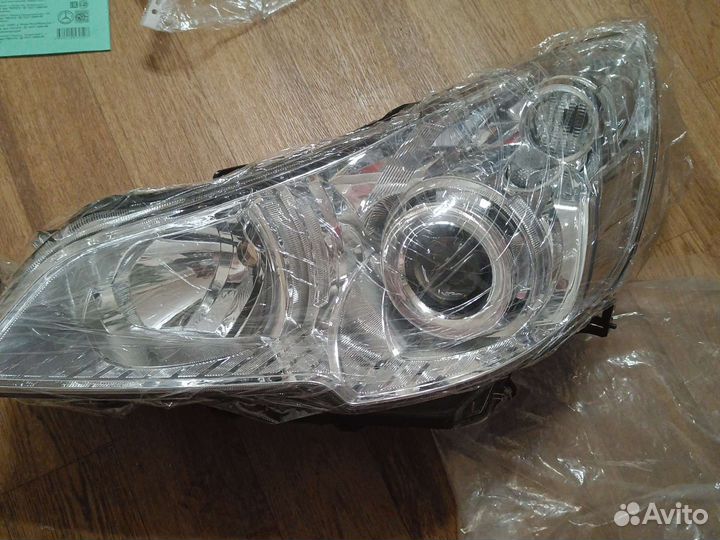 Фара Subaru Legacy 09-14 Левая