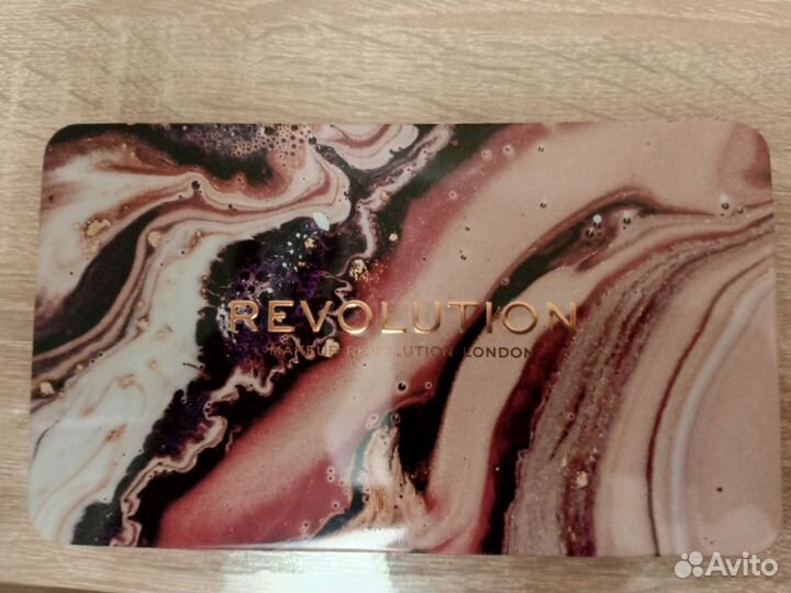 Палетка теней для век