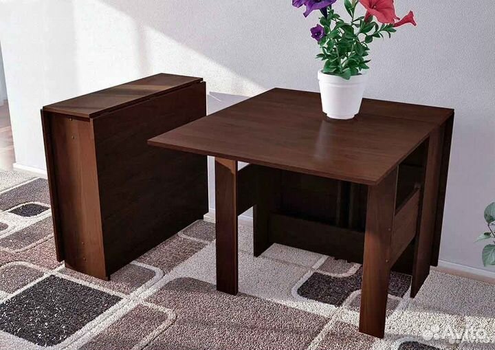 Стол-книжка венге, наличие