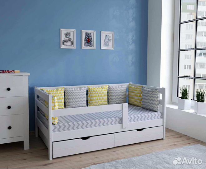 Кровать софа из массива