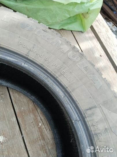 Pirelli Formula Ice 215/65 R16