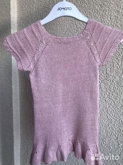 Вязанная детская кофточка