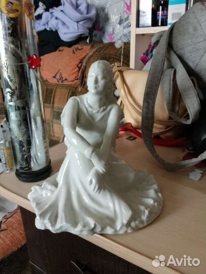 Статуэтка Цыганка