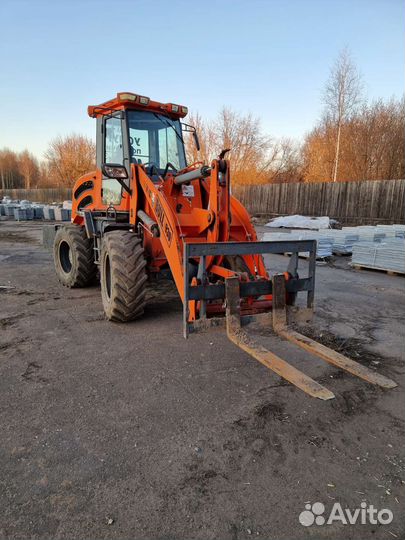 Фронтальный погрузчик Bull SL930, 2014