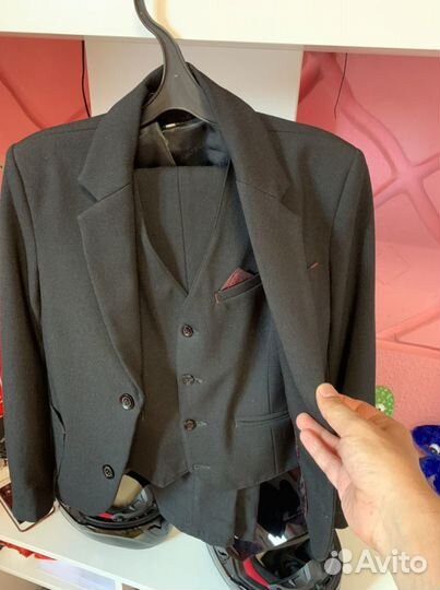 Школьный костюм