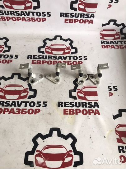 Петля двери Vw Passat Cc B6 2.0 TSI cawb 2009