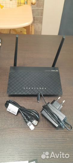 Wi-Fi роутер Asus RT-AC750 (интернет-центр 3в1)