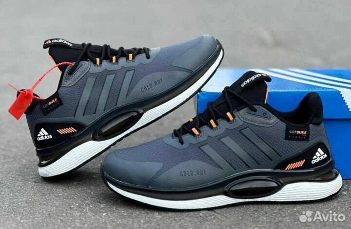 Новые кроссовки Adidas Terrex