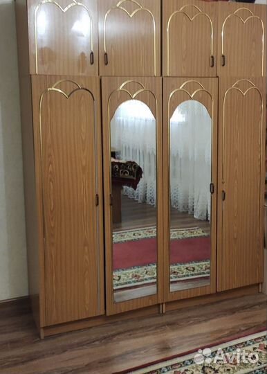 Спальный гарнитур