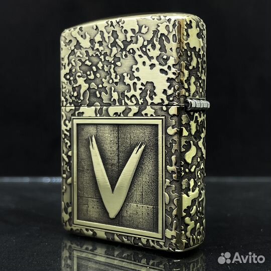 Зажигалка бензиновая zippo ZV