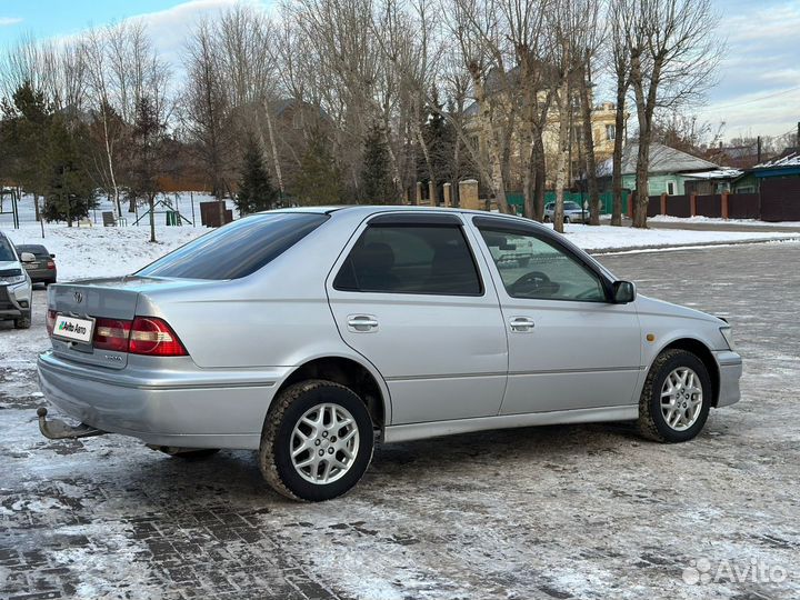 Toyota Vista 2.0 AT, 2001, 185 000 км