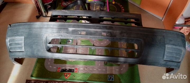 Бампер передний