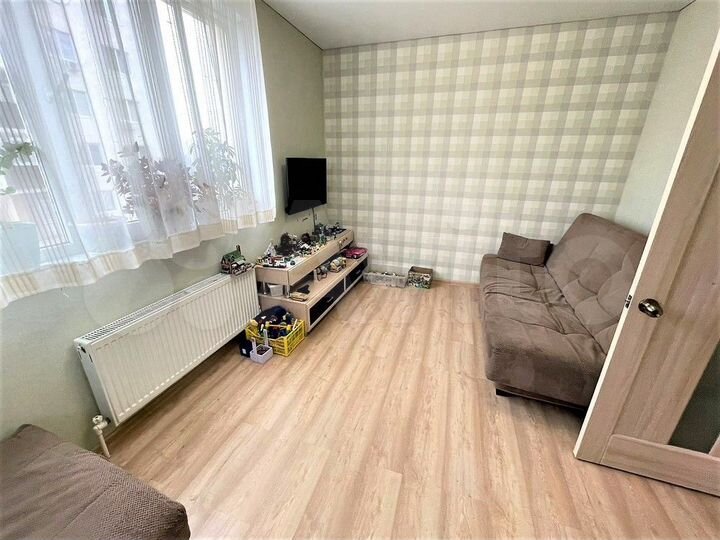 2-к. квартира, 50 м², 6/10 эт.
