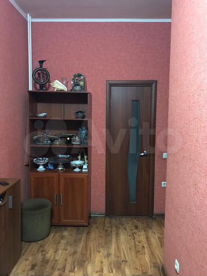 2-к. квартира, 68,7 м², 2/5 эт.