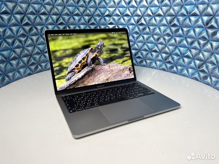 MacBook Pro 13 2020 M1 512Gb Ростест, Space Gray