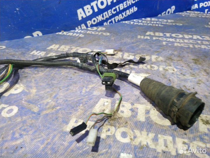 Проводка двери Chevrolet Niva внедорожник 2123