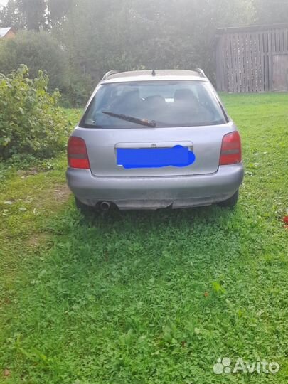 Audi A4 1.8 МТ, 1998, 720 000 км