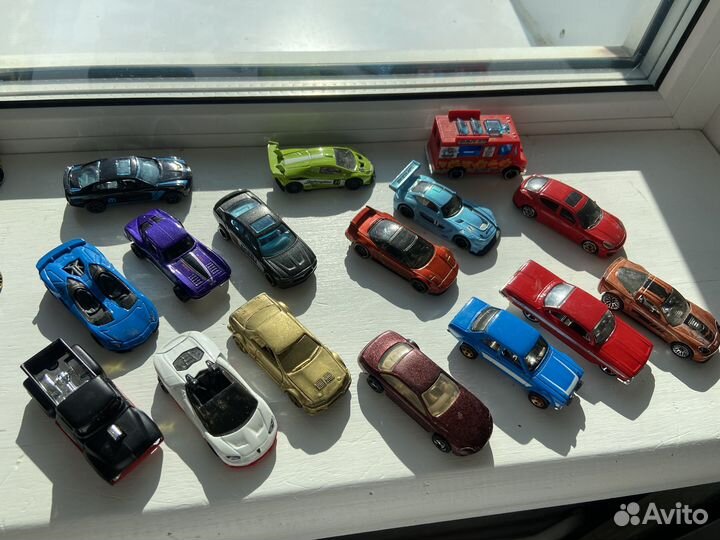 Hot Wheels машинки