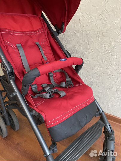 Прогулочная коляска chicco