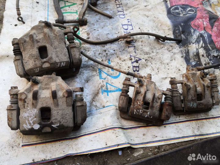 Передние тормозные суппорта Hyundai nf sonata