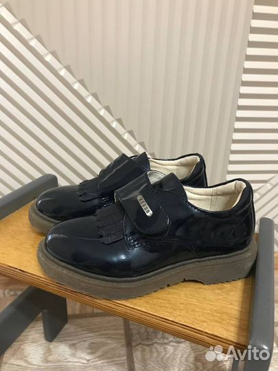 Обувь для девочки