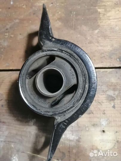 Сайлентблок переднего рычага ford focus 1