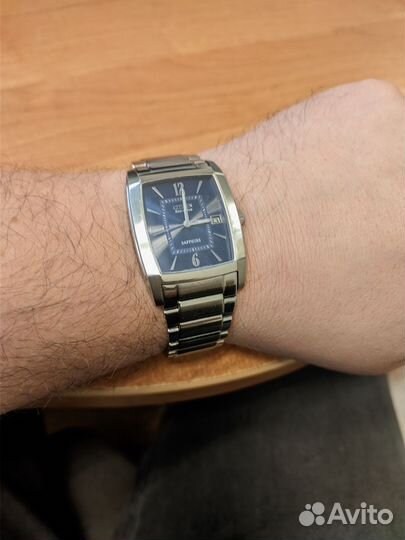 Часы Citizen Eco-Drive E111