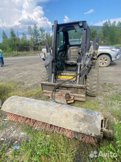 Мини-погрузчик New Holland L318, 2020