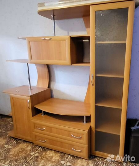 Стенка горка в гостиную